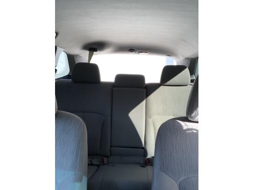 Photo 4 of 10 of 2013 Subaru Outback 2.5i Premium